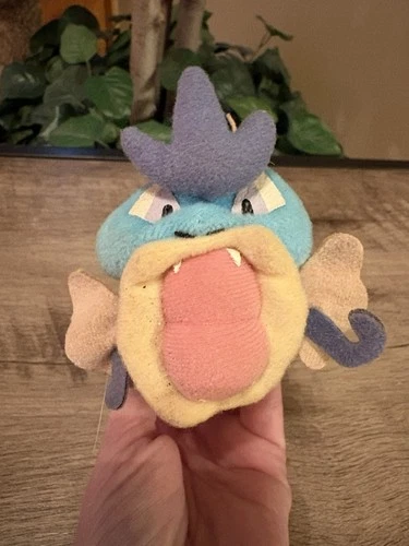 Vintage GYARADOS Pokemon 1998 Mini Plush Nintendo Creature Game Freak Hasbro Toy