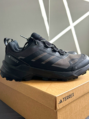 adidas Terrex Gore-Tex Low Hiking Shoes Black/Gray women s US 6   ID3468