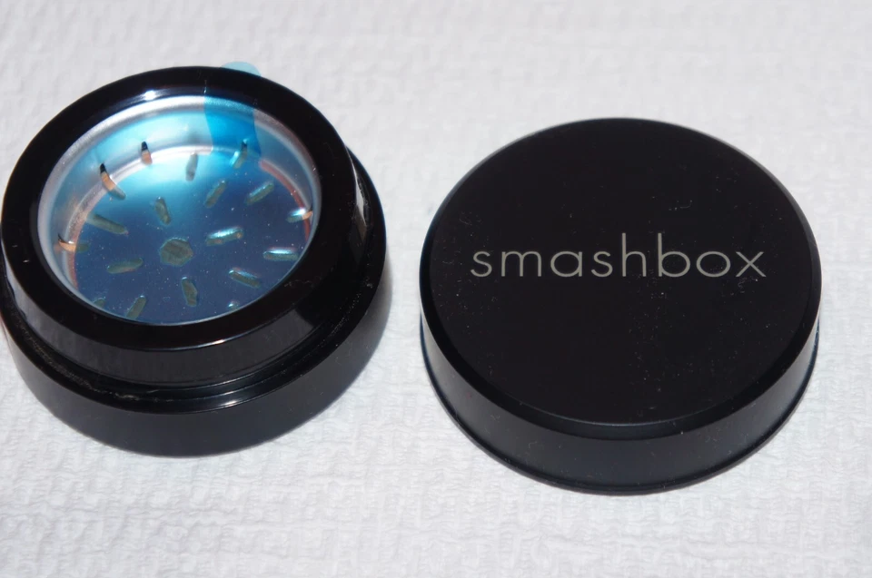 smashbox halo hydrating perfecting powder Fair - Image 2 of 2
