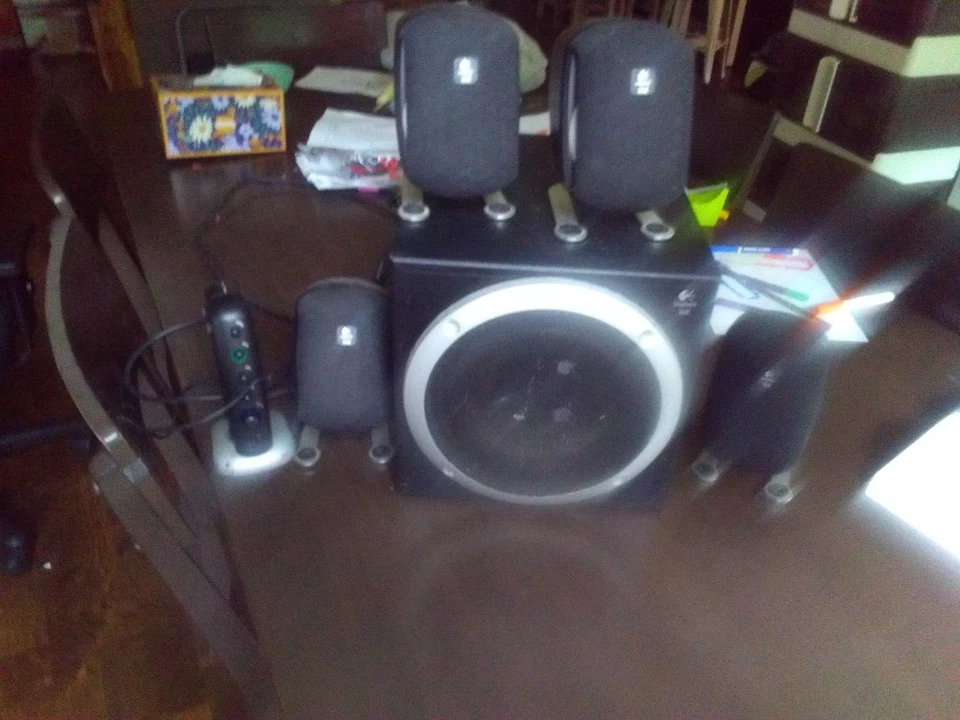 Logitech Speaker System z560 for computer.Works, noisy (dirty) volume pot. - Image 2 of 3