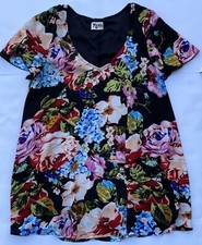 Show Me Your MuMu Tunic Top V-neck Bright Bold Floral Sz M Medium EUC