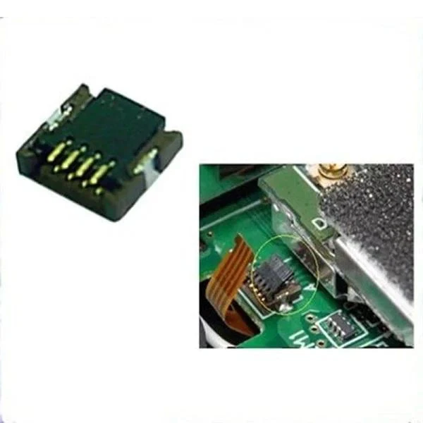 Nintendo DS Touch Screen Ribbon Port Socket - Image 2 of 3