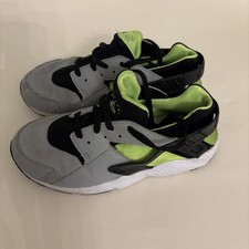 NIKE HUARACHE JUNIOR 704949-015 Grey green SIZE UK 2 VGC.
