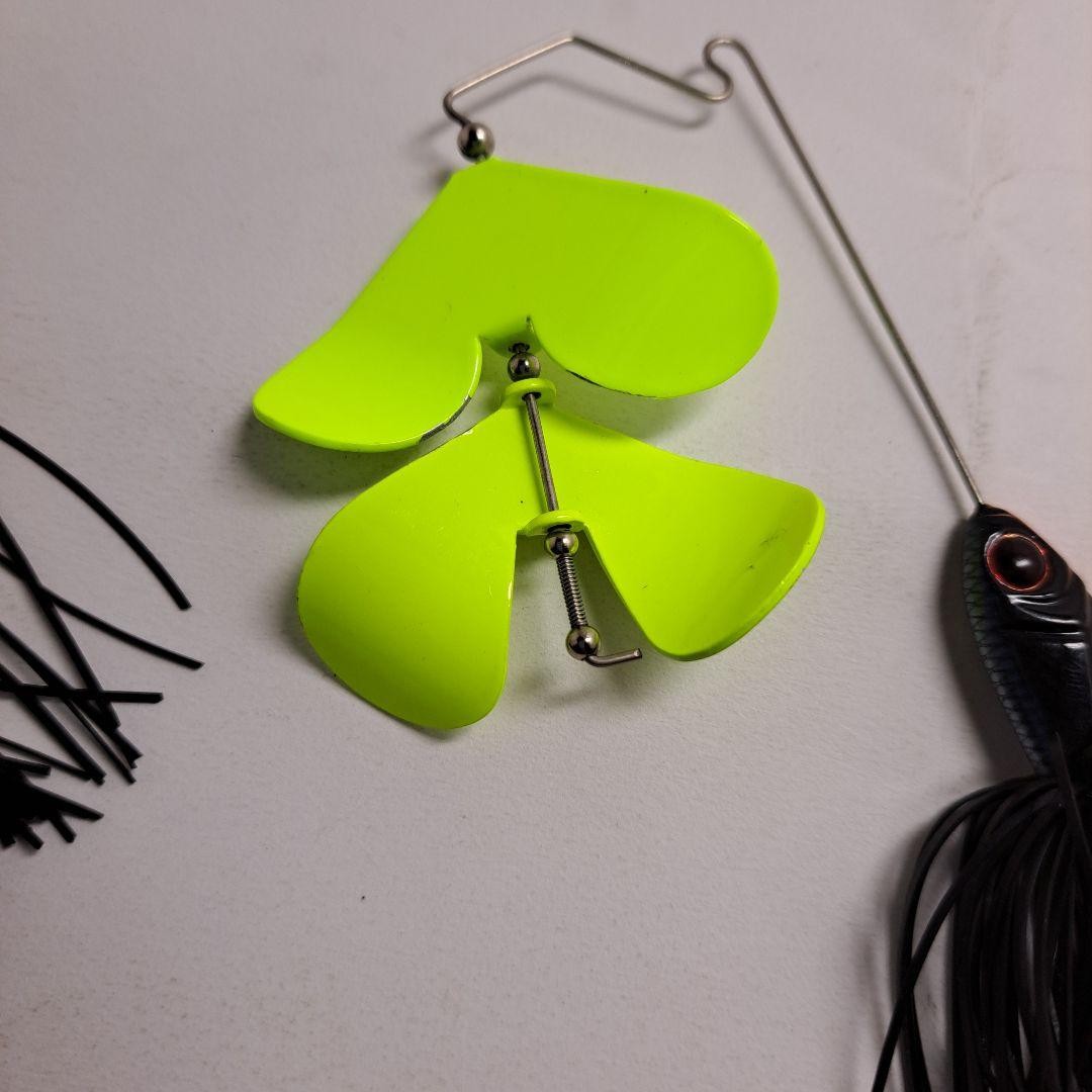 Evergreen Bubble Tornado Buzzbait 1/2oz & 3/8oz Set, Hard Lure, Used - Image 3