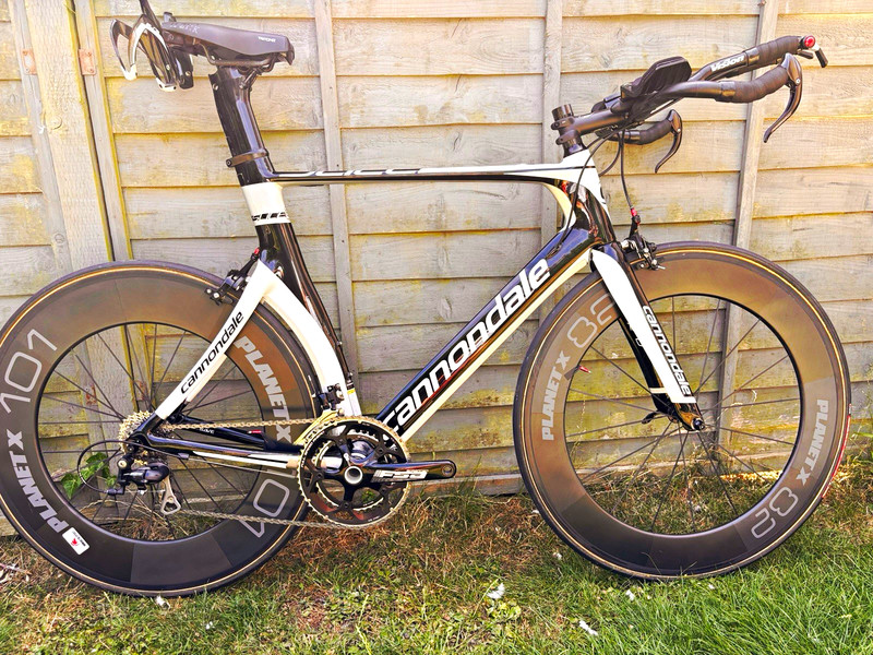 Cannondale Slice 60cm TT/Tri Bike Carbon 700C Black/White Aerobars