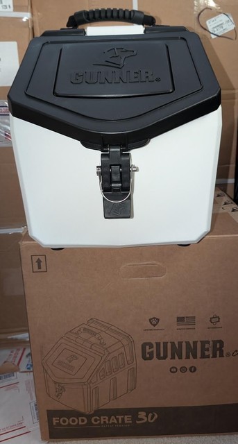 Gunner Kennel Food Crate