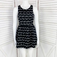 H&M Divided Squiggle Stripe Scuba Skater Mini Dress Womens Juniors XS Black