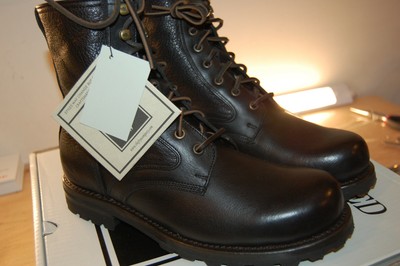 frye shearling boots mens