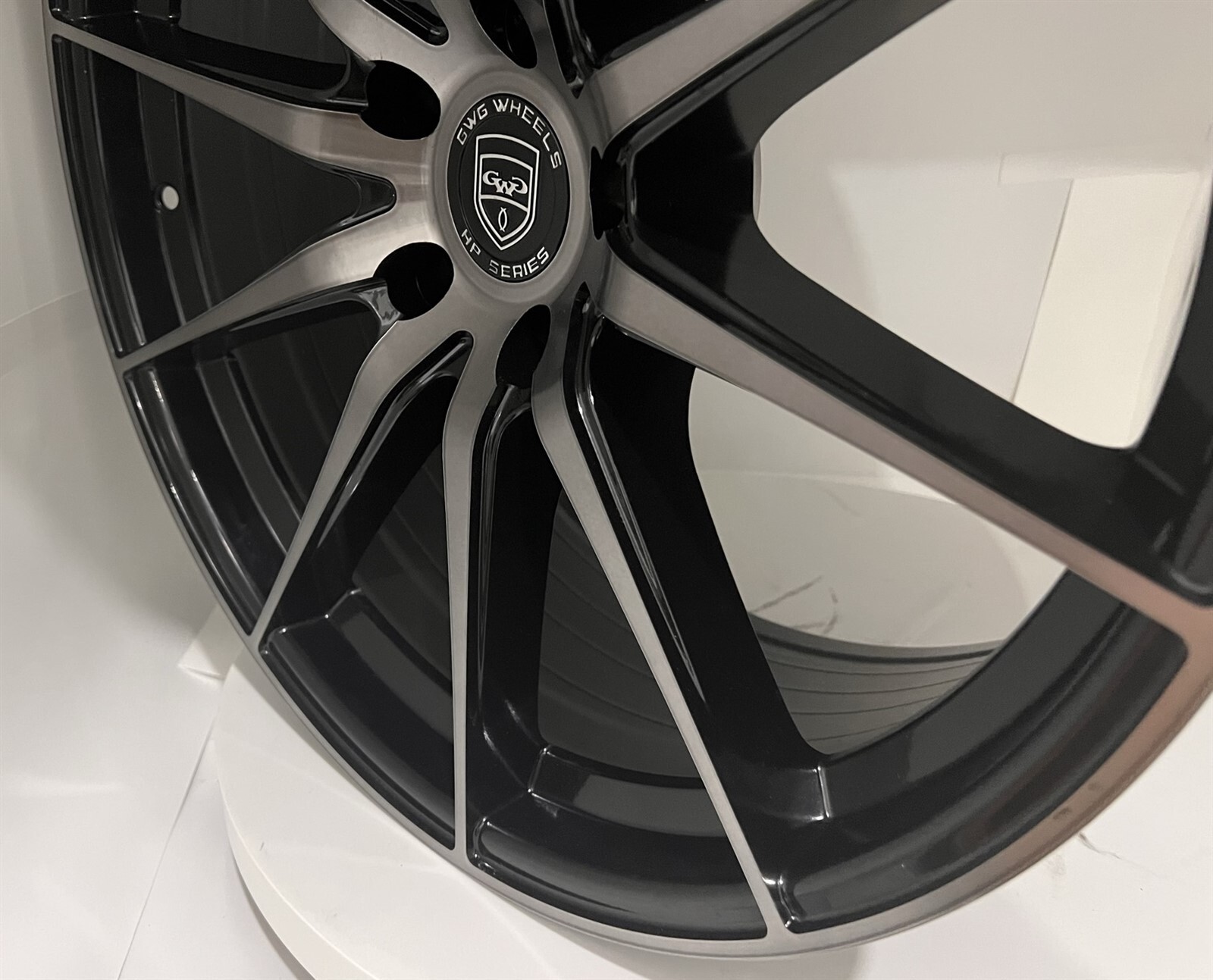 HP4 18 inch Black Dark Rim fits ACURA NSX 2000 - 2005