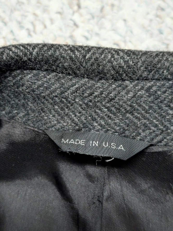 vintage USA made TWEED donegal wool OVERCOAT herringbone 44 charcoal gray L - Image 4 of 4
