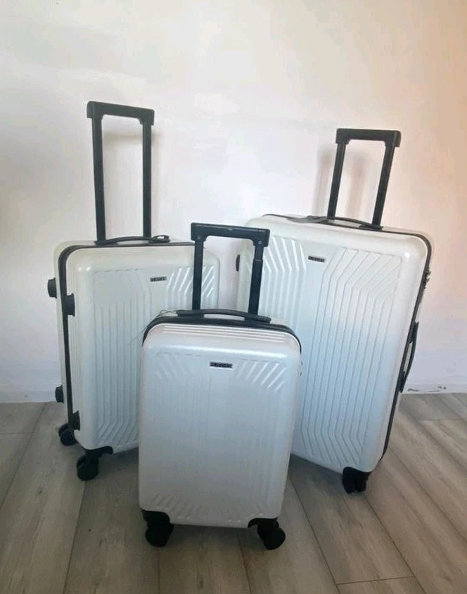 Luggage Set 3, ABS Hard Shell Lightweight Travel Suitcase Set Spinner Wheels - Image 2 of 4