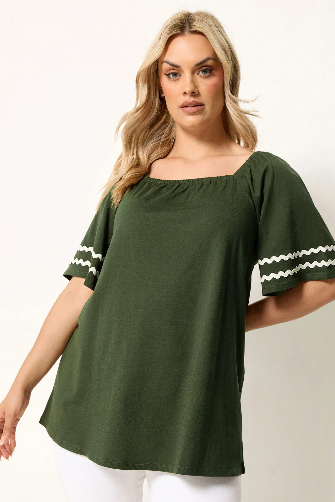 Yours Curve Women's Plus Size Swing Blouse