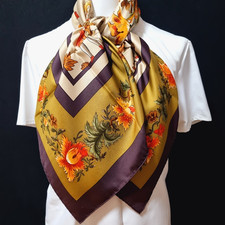 RARE VINTAGE HERMES Silk Scarf "Les Jardiniers du Roy" Carre 90 Duty-free US