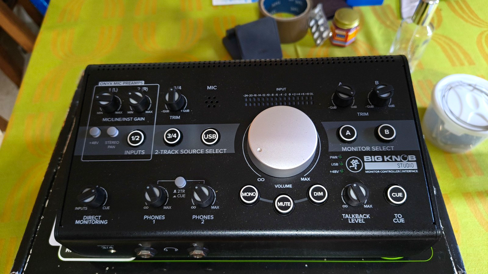 Ui Audio Knob Mackie Big Knob Studio USB Audio Interface Desktop Monitor Controller ...