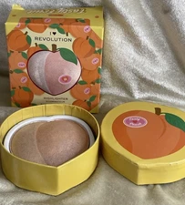 REVOLUTION BEAUTY I love Highlighter baked powder TASTY PEACH 0.59 oz 17 g NEW