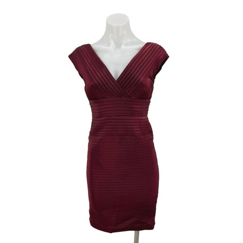 Adrianna Papell Purple Metallic Pleated V-neck Sleeveless Satin Sheath Dress 2P - Picture 2 of 8