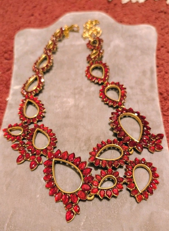 Oscar de la renta Red exquisite necklace usa