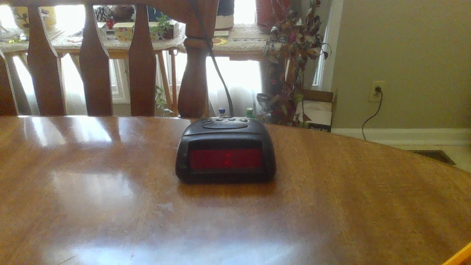 Used Advance Intertek Digital Alarm Clock - Image 2 of 4