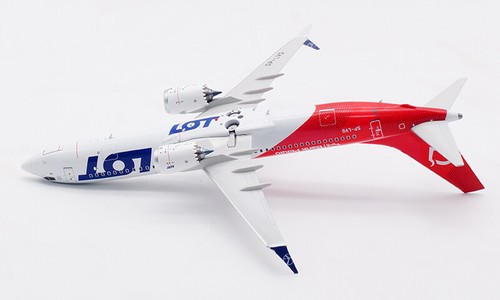 LOTTO 1:200 InFlight BOEING 737-8 MAX aereo passeggeri modellino aereo pressofuso - Foto 5 di 24