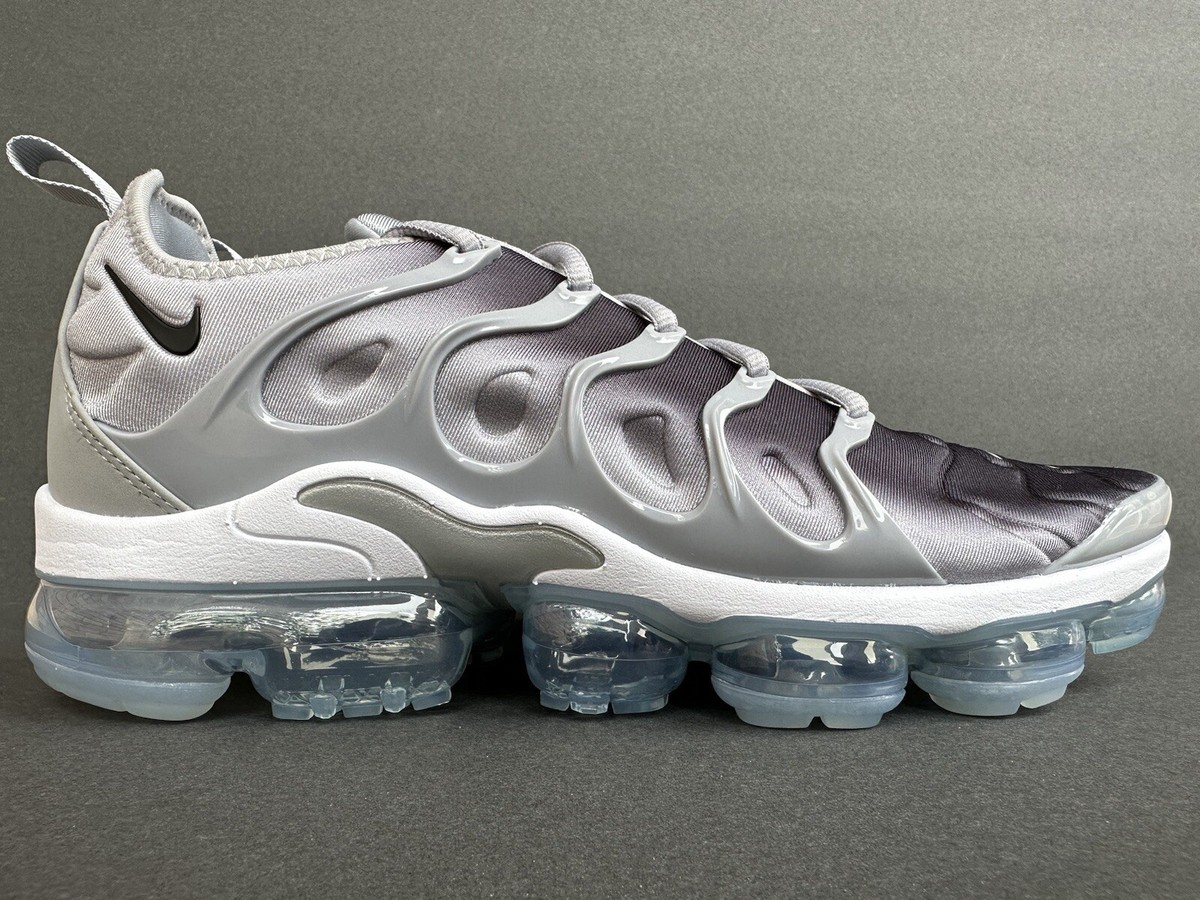 cool grey nike vapormax plus