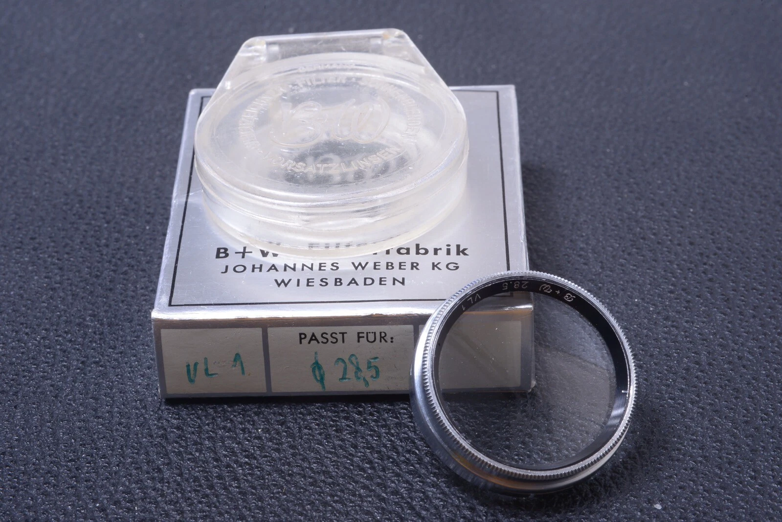 ✅ B & W SCHNEIDER CLOSE-UP VL1 28.5MM FILTER LENS OR CAMERA PUSH ON W/ BOX 104-3