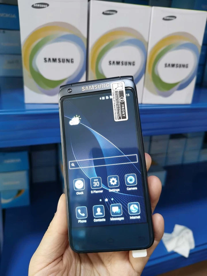 99%n ew Samsung SM-W2017 microSDXC 64GB Android 6.0 Flip Phone C/N version - Image 2 of 4