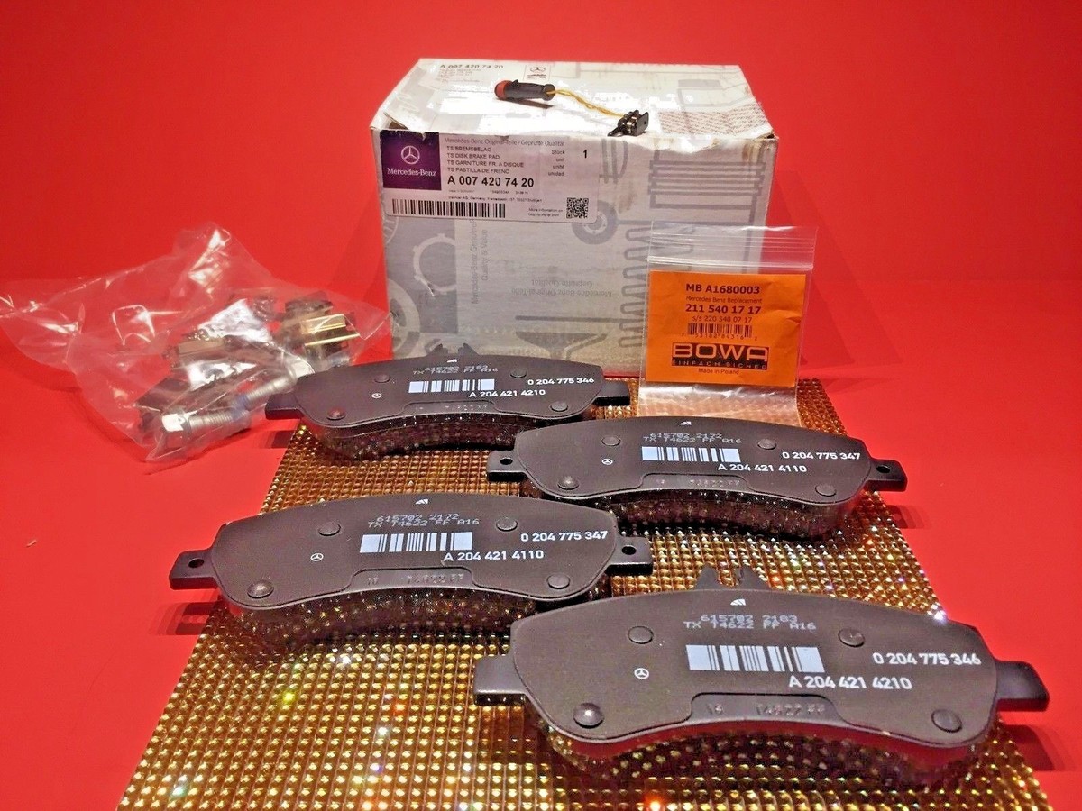 Mercedes-Benz Front Brake Disc Pads Set With Sensor – 2010-2015 GLK250 GLK350, OE Spec, Genuine