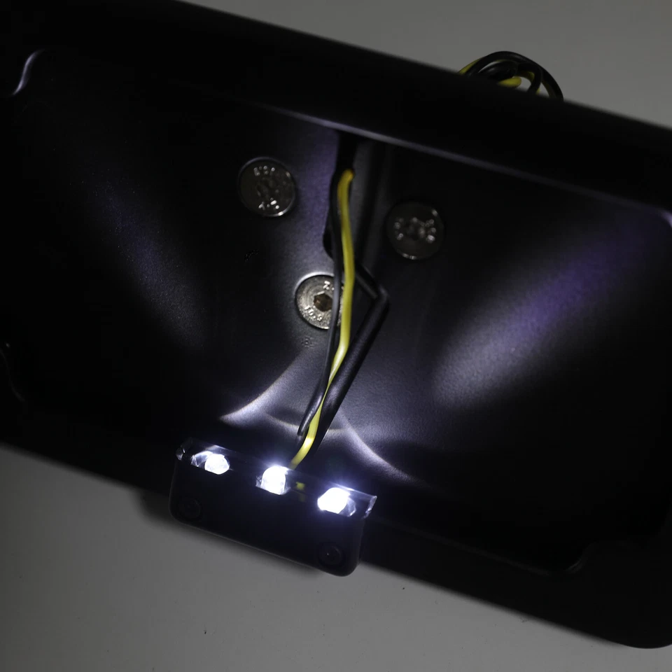 Soporte de matrícula de montaje lateral con LED para Suzuki GSXR 600 750 1000 Hayabusa Bl Foto 3 de 4
