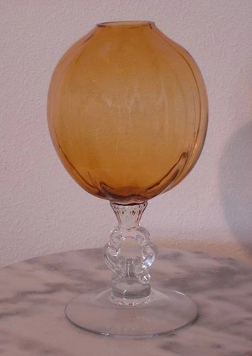 Elegant Depression era Cambridge Two Tone Amber Rib Optic Ivy Ball