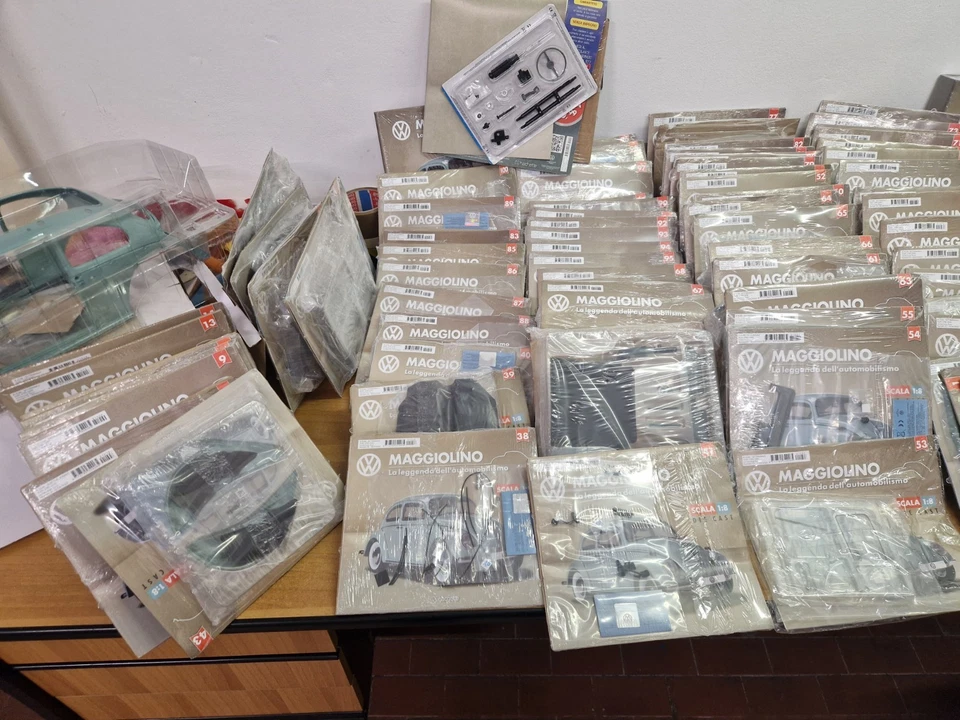 SCATOLA MONTAGGIO VOLKSWAGEN MAGGIOLINO 1:8 - Immagine 3 di 4