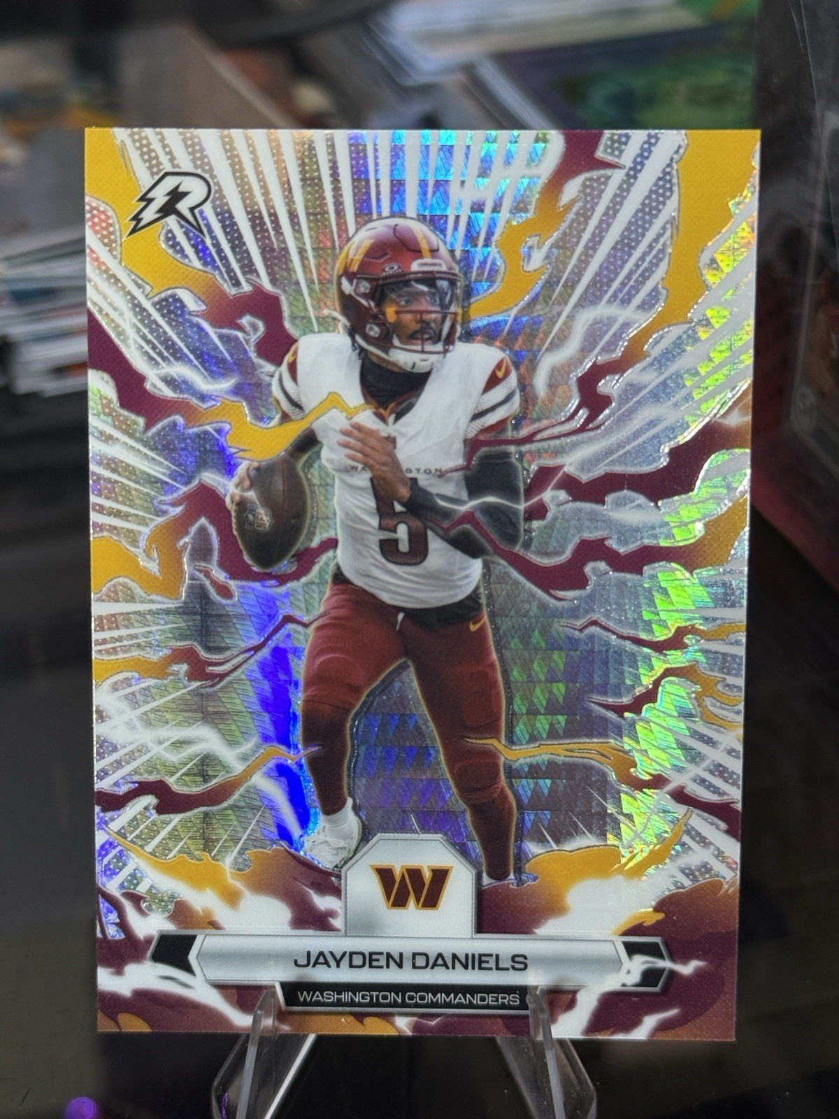 Jayden Daniels Prizm Refractor 2025 Topps Resurgence