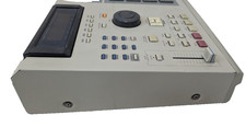 AKAI MPC2000XL Sampler Drum Machine Junk As-Is LCD Issue Power On