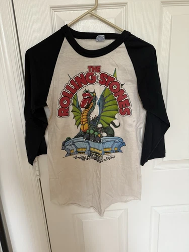 Rolling Stones Tour Baseball Shirt Size: Medium 1980s vintage concert t-shirt, vintage, size M, single stitch, B+ condition