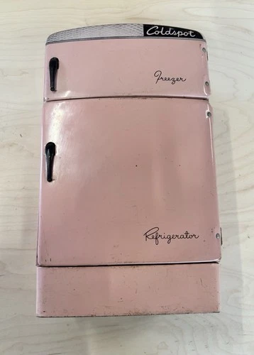 Wolverine Vintage Coldspot Tin Toy Refrigerator Pink for Ages 8-11 12-16 Years