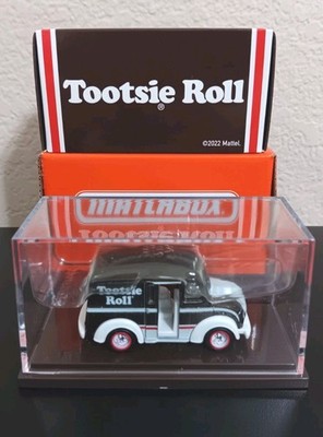 NEW Matchbox Tootsie Roll Divco Milk Truck Mattel Creations Exclusive H31