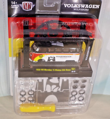 1/64th M2 Machines Model Kit R81 1958 VW Microbus 15 Window USA Model
