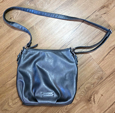 Nine & Co. Women s Gray Medium Crossbody Bag Zip, Adjustable Strap, Pockets
