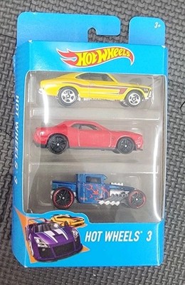 1st 2015 Hot Wheels #235 15 Dodge Challenger SRT Hellcat Torred Car Red Lot Rare