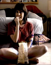 Melanie Lynskey authentic signed celebrity 8x10 photo W/Cert Autographed 2616a
