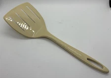 Vintage USA  Made 4 Slot Wide Nylon Spatula Turner Flipper Beige 12 in