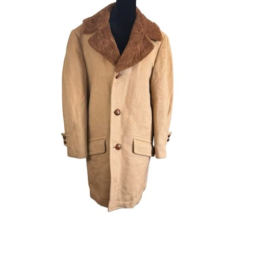 Pendleton Men's EST Size Medium Camel Wool Coat With Faux Fur Collar - product listing photo
