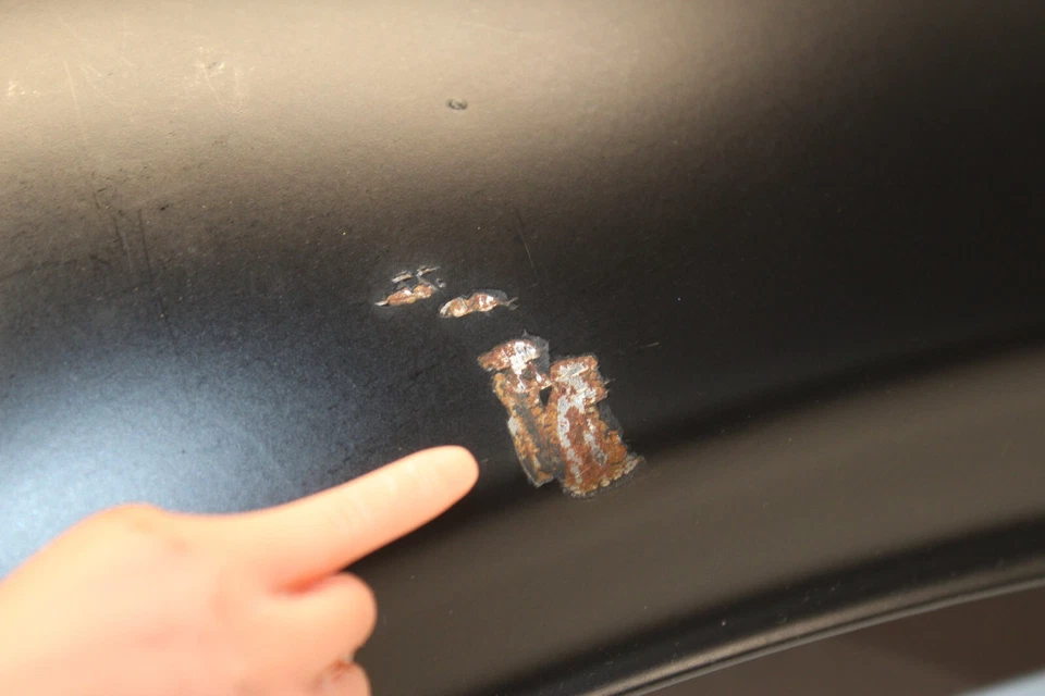 15-23 Indian Scout Bobber REAR FENDER *DENT* OEM - Image 3 of 4