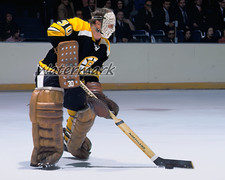 NHL Boston Bruins Goalie Gerry Cheevers Handling Puck Game Action 8 X 10 Photo