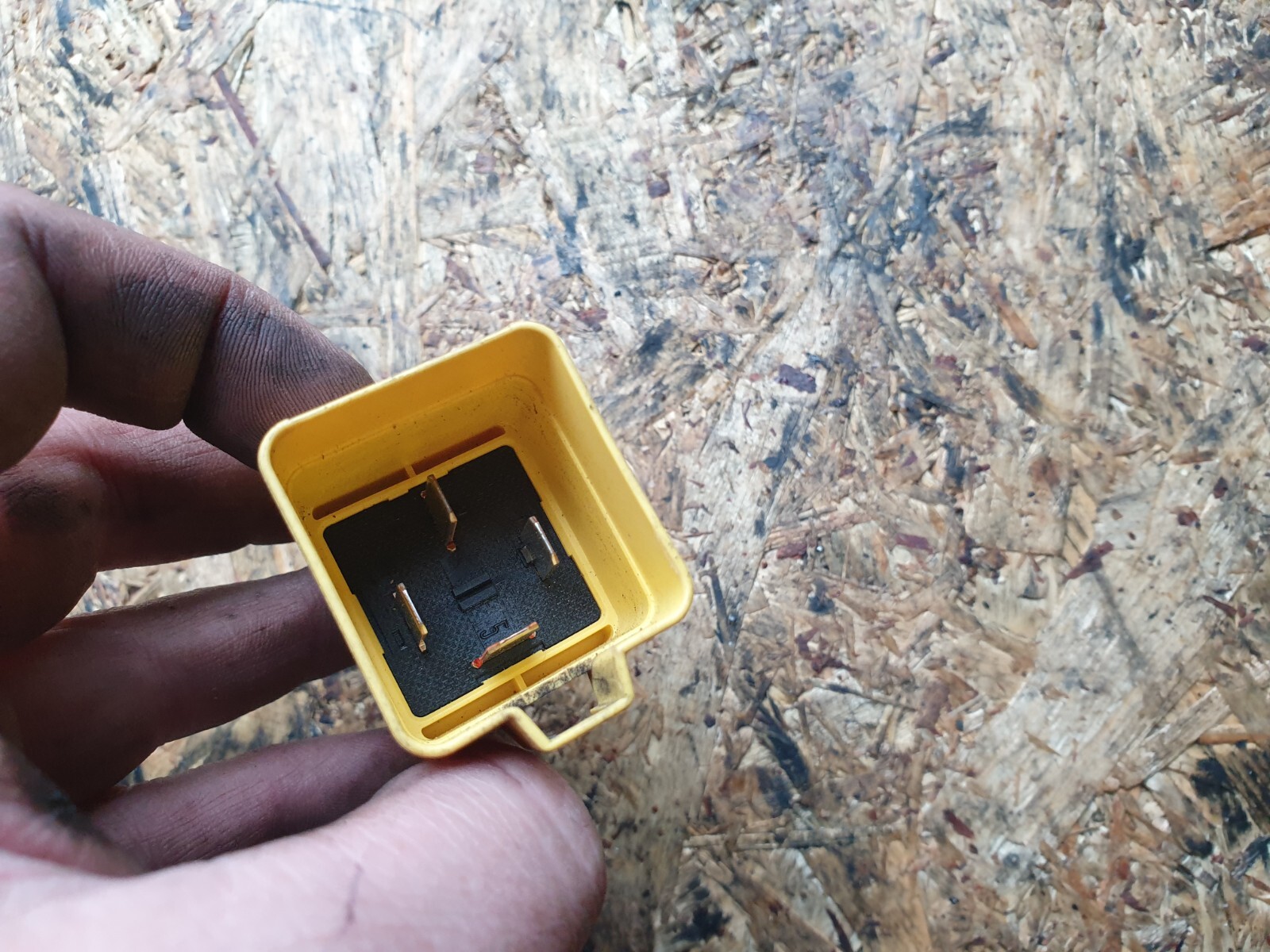 Ford Focus Mk2 1.8 TDCi Cooling Fan Relay 94BG14N089 box J22 eBay