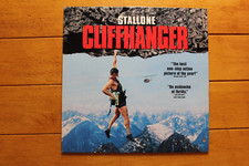 CLIFFHANGER LASERDISC LD STALLONE 82 