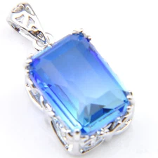 Gorgeous Rectangle Shaped Ocean Blue Topaz Gemstone Silver Necklace Pendants