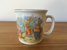 Mount Clemens Pottery Bunny Collection, Japan, Playing Musical Instruments