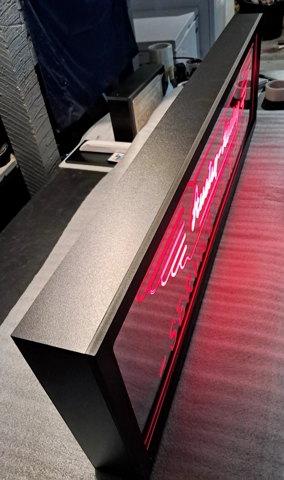AUSTIN HEALEY SERVICE AND REPAIR MIRRORED RED LED LIGHTED SIGN - Image 4 of 4