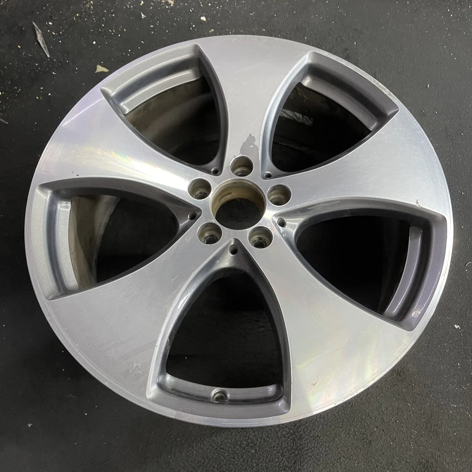 Llanta gris Mercedes-Benz 20x9 clase Gle OEM stock de fábrica 2016-2019 Foto 3 de 4