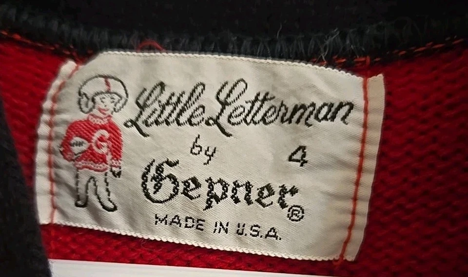 Suéter De Colección UGA Georgia Bulldogs Little Letterman Por Gepner Niños Talla 4 Foto 3 de 4